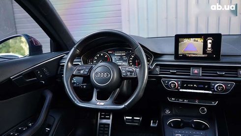 Audi A4 2018 - фото 30