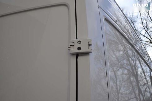 Volkswagen Crafter 2021 - фото 27