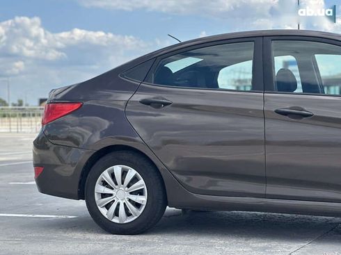 Hyundai Accent 2016 - фото 12