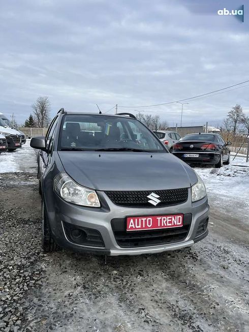 Suzuki SX4 2010 - фото 2