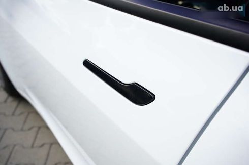 Tesla Model 3 2022 - фото 15