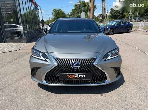 Lexus ES 2018 - фото 2
