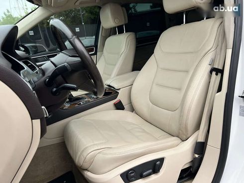 Volkswagen Touareg 2012 - фото 26