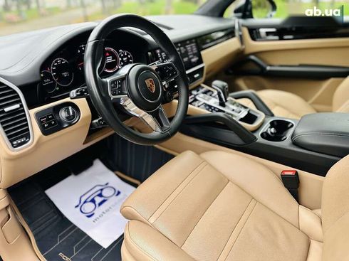Porsche Cayenne 2018 - фото 17
