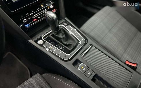 Volkswagen Passat 2021 - фото 15