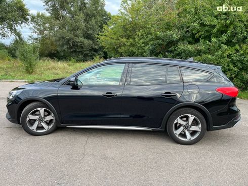 Ford Focus Active 2020 черный - фото 2