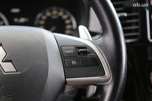 Mitsubishi Outlander 2012 - фото 18