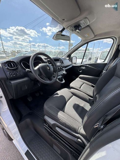 Renault Trafic 2021 - фото 10