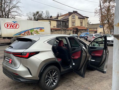 Lexus NX 2022 серый - фото 14