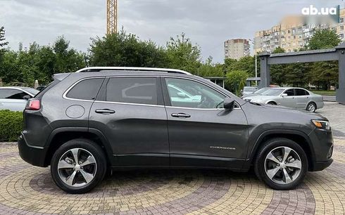 Jeep Cherokee 2018 - фото 8