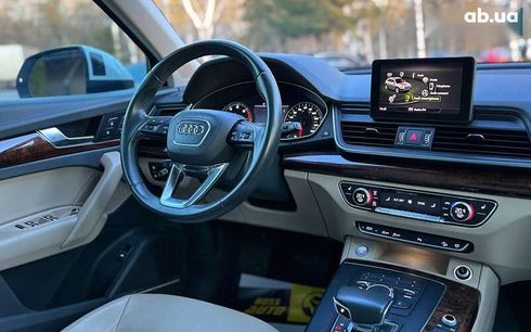 Audi Q5 2017 - фото 26