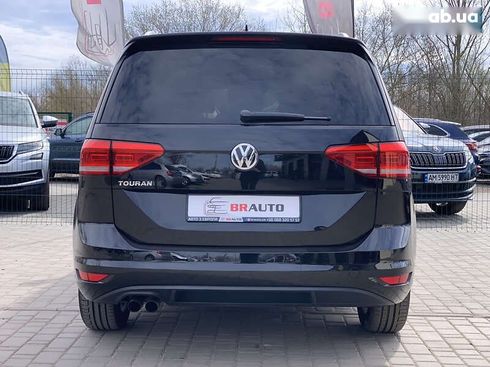 Volkswagen Touran 2020 - фото 16