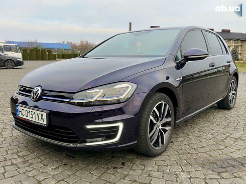 Volkswagen e-Golf 2019 - фото 12