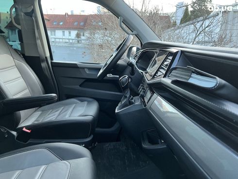 Volkswagen Multivan 2022 - фото 9