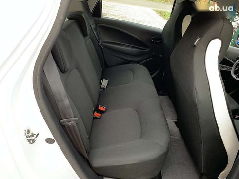 Renault Zoe 2021 - фото 30