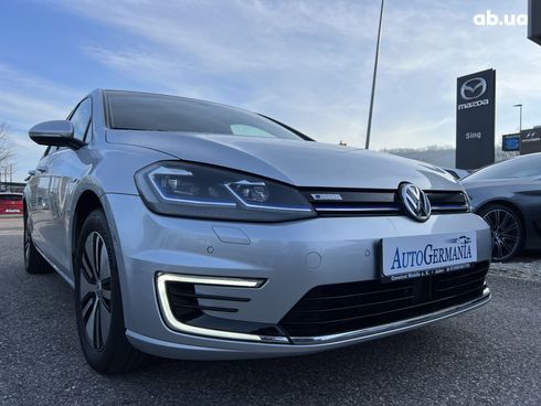 Volkswagen e-Golf 2020 - фото 30