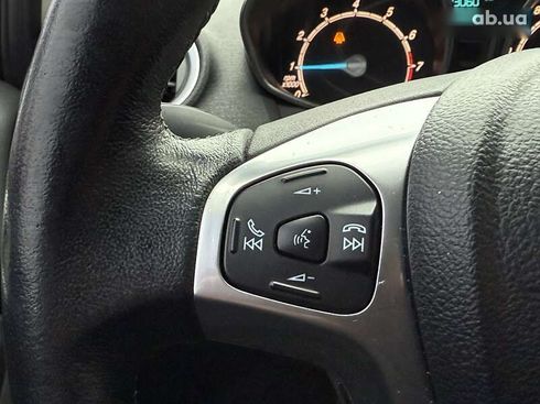 Ford Fiesta 2016 - фото 22