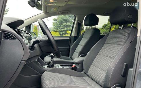 Volkswagen Touran 2020 - фото 16