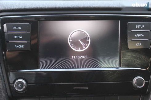 Skoda Octavia 2019 - фото 28