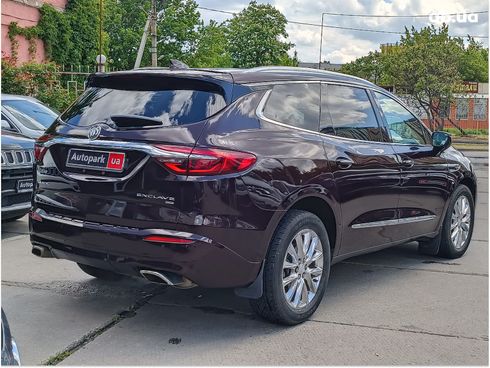 Buick Enclave 2017 красный - фото 12