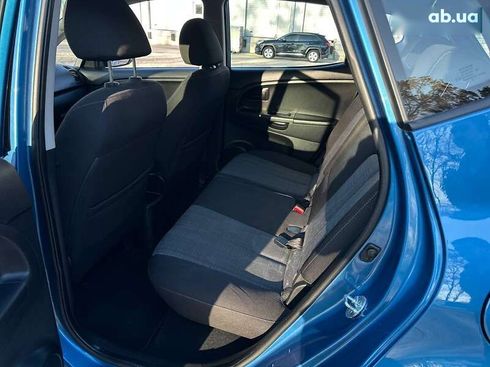 Kia Venga 2010 - фото 20