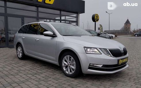 Skoda Octavia 2017 - фото 4