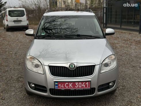 Skoda Fabia 2008 - фото 5