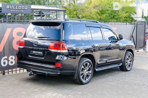 Toyota Land Cruiser 2020 - фото 8