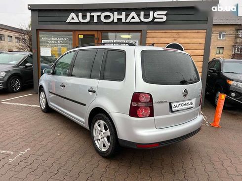 Volkswagen Touran 2008 - фото 8