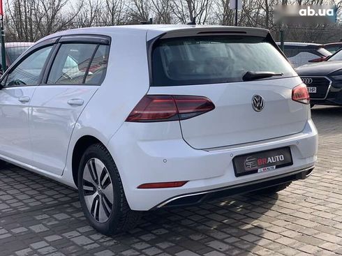 Volkswagen e-Golf 2020 - фото 18