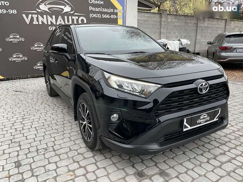 Toyota RAV4 2020 - фото 10