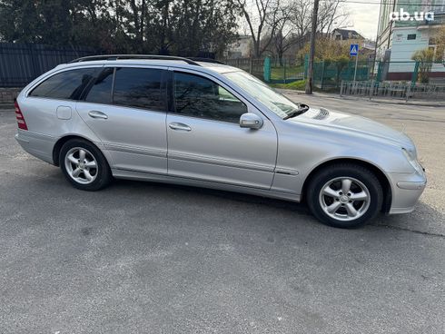 Mercedes-Benz C-Класс 2005 серый - фото 4