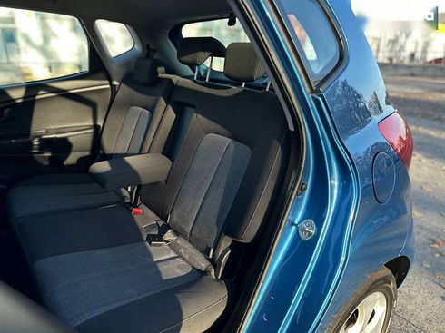 Kia Venga 2010 - фото 21