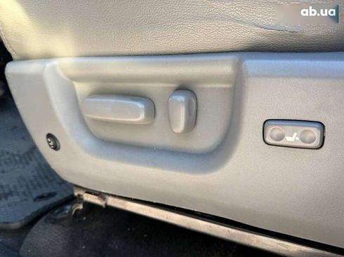 Toyota Sequoia 2014 - фото 16
