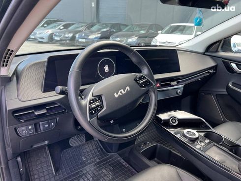 Kia EV6 2021 зеленый - фото 17