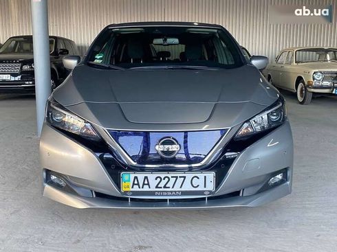 Nissan Leaf 2018 - фото 2