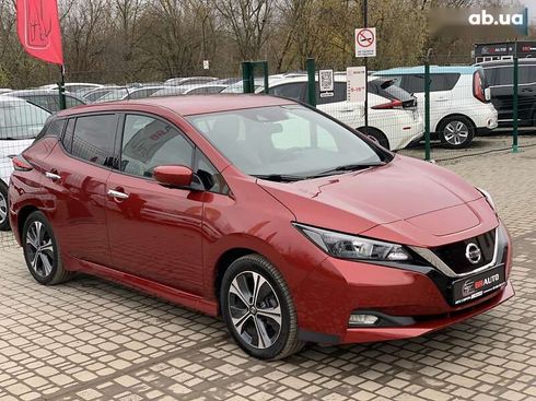 Nissan Leaf 2020 - фото 7