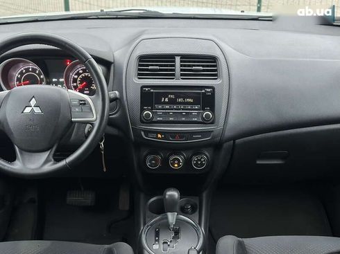 Mitsubishi Outlander 2015 - фото 21