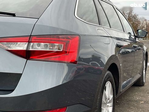 Skoda Superb 2022 - фото 13