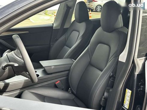 Tesla Model Y 2024 - фото 13