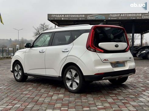 Kia Soul EV 2020 - фото 7