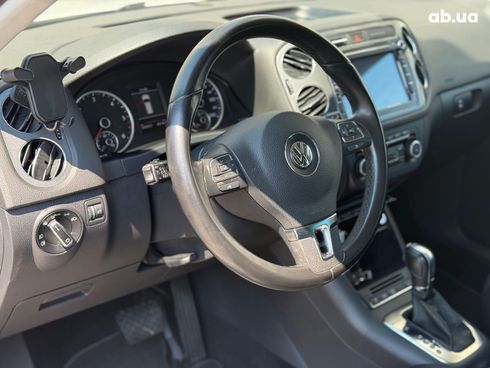 Volkswagen Tiguan 2013 белый - фото 20