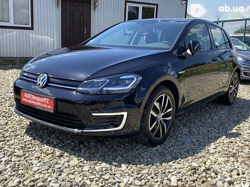 Volkswagen e-Golf 2020 - фото 8