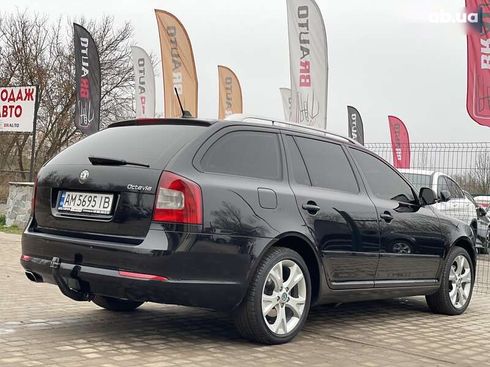Skoda Octavia 2011 - фото 15