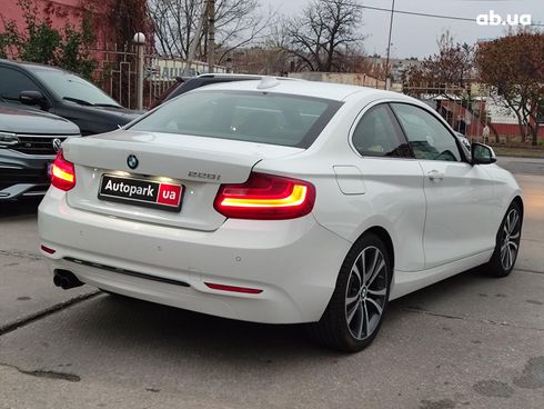 BMW 2 серия 2016 белый - фото 10