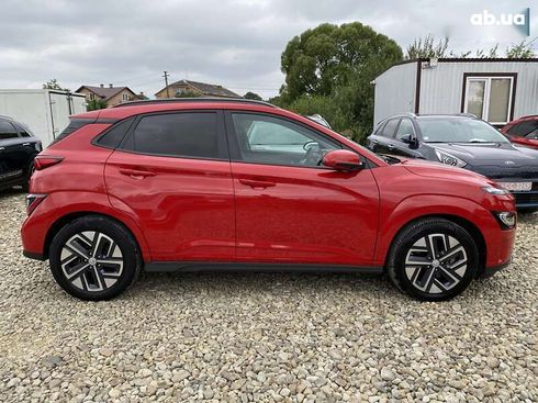 Hyundai Kona Electric 2022 - фото 18
