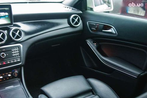 Mercedes-Benz GLA-Класс 2015 - фото 12