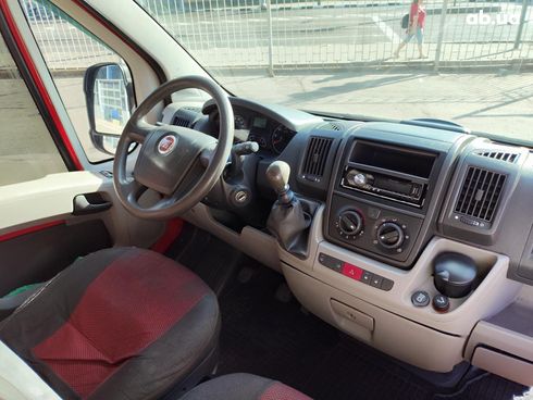 Fiat Ducato 2011 красный - фото 25