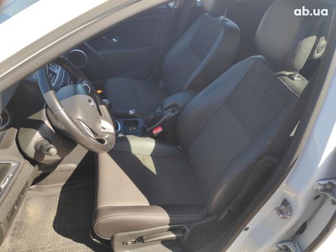 Renault Megane 2012 белый - фото 9