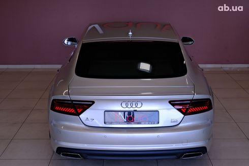 Audi A7 2011 бежевый - фото 6